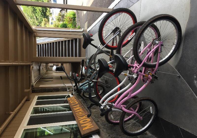 هتل The Iso By Castle