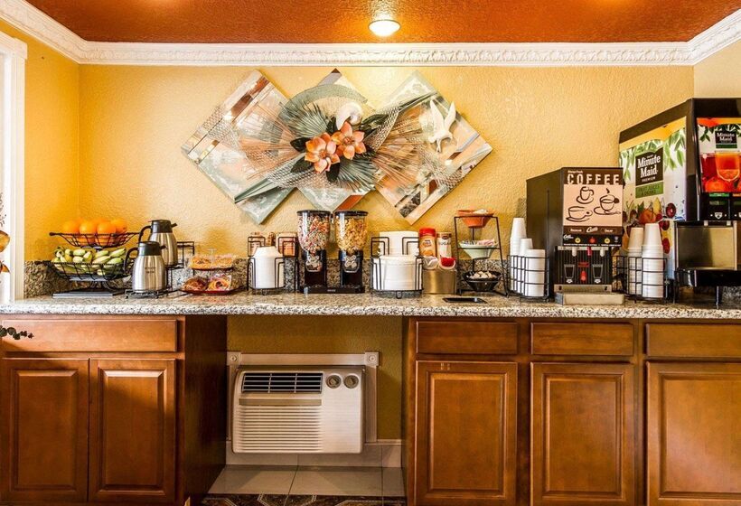 فندق على الطريق Rodeway Inn Chico University Area