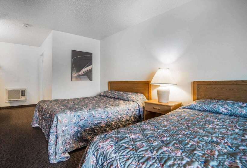 מוטל Rodeway Inn & Suites