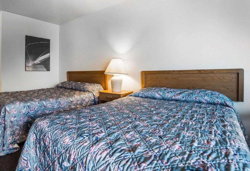 מוטל Rodeway Inn & Suites