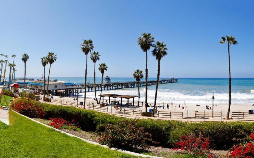 אתר נופש San Clemente Cove