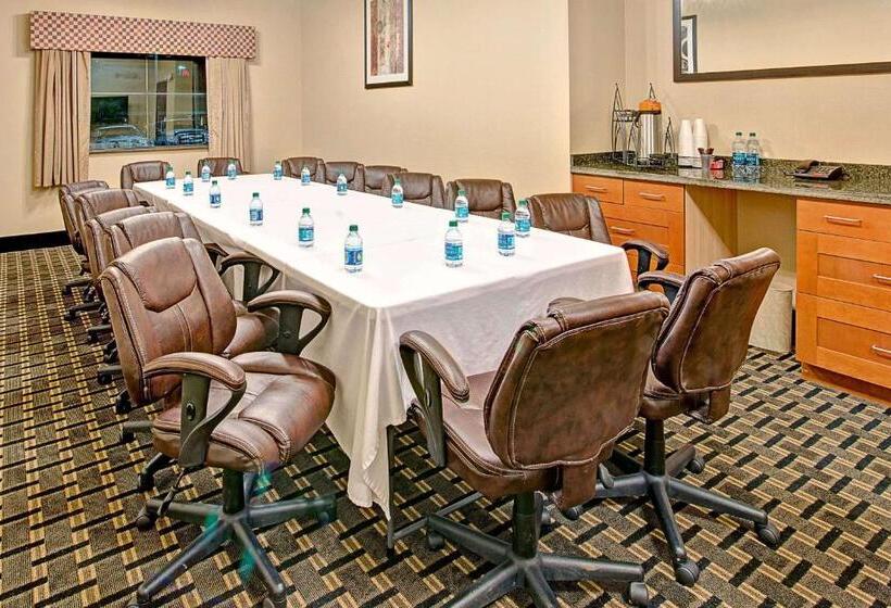 בית מלון כפרי Baymont By Wyndham Decatur