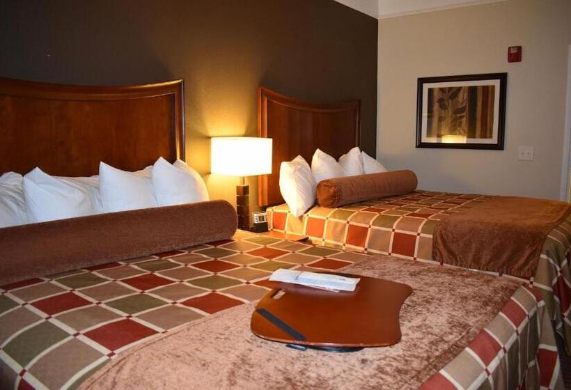 هتل Best Western Plus Easton Inn & Suites