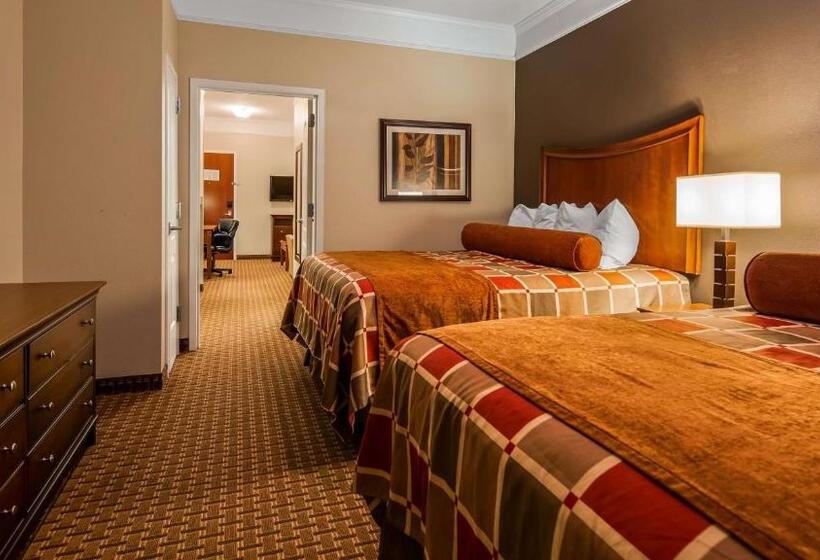 هتل Best Western Plus Easton Inn & Suites