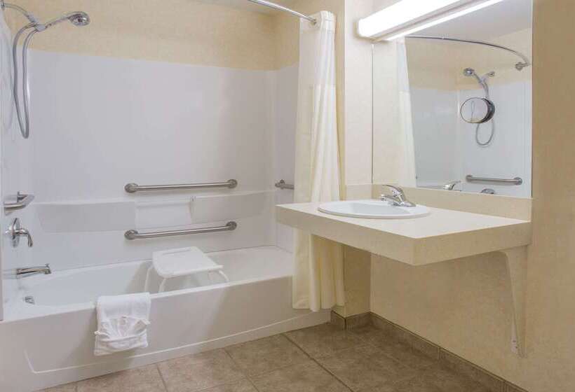 فندق Days Inn By Wyndham Manitou Springs