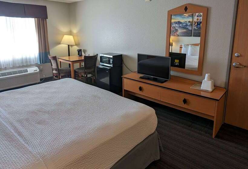 فندق Days Inn & Suites By Wyndham Castle Rock