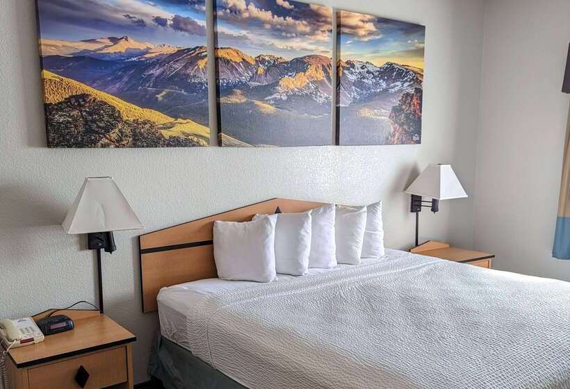 فندق Days Inn & Suites By Wyndham Castle Rock