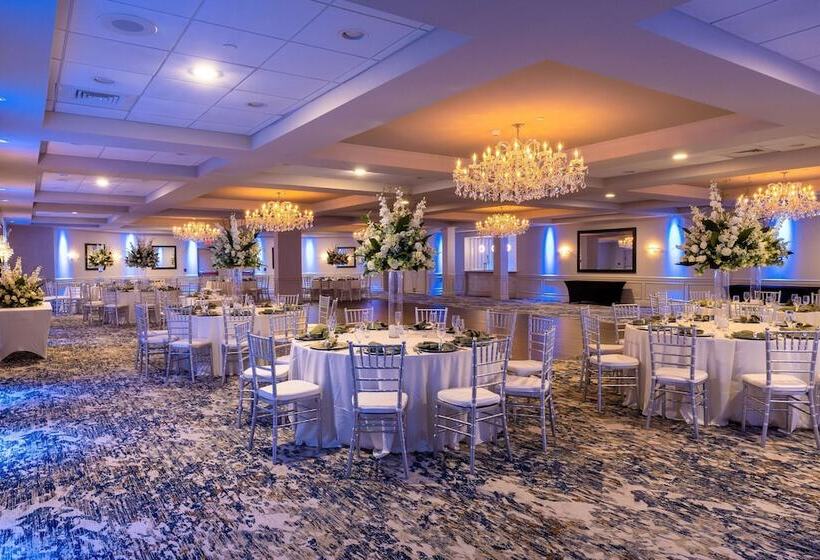 בית מלון כפרי Doubletree By Hilton Tinton Falls Eatontown