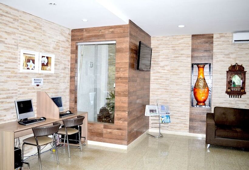 ホテル Larison Hotéis Economy