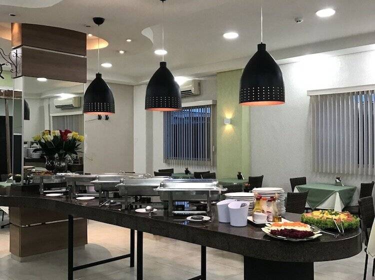 ホテル Larison Hotéis Economy