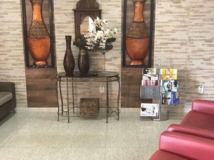 ホテル Larison Hotéis Economy