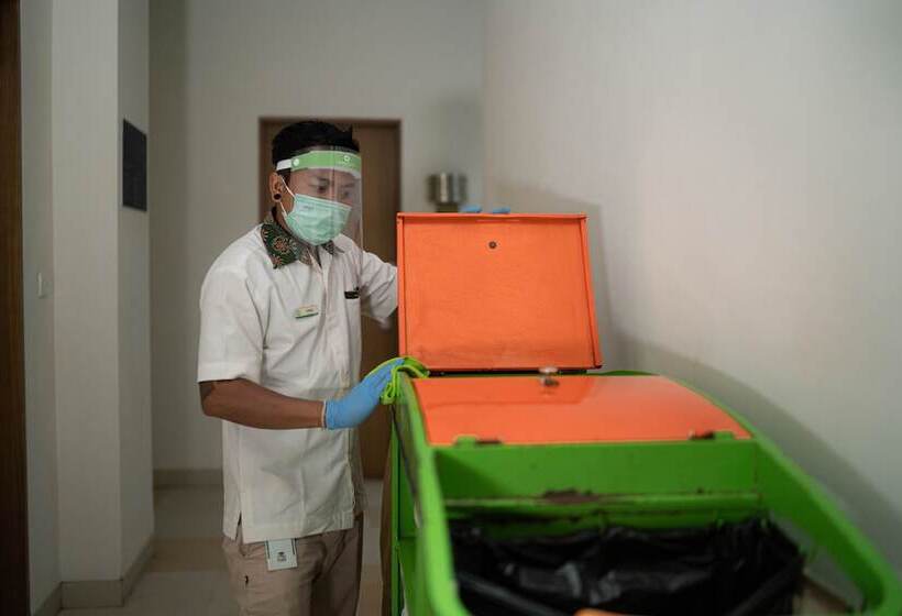 فندق Grand Livio Kuta