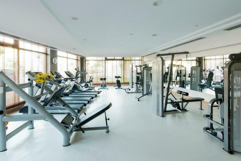 هتل Grand Park Lara