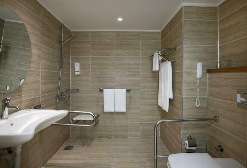 هتل Grand Park Lara