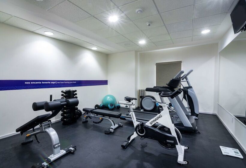 فندق Hampton Inn By Hilton San Juan Del Rio