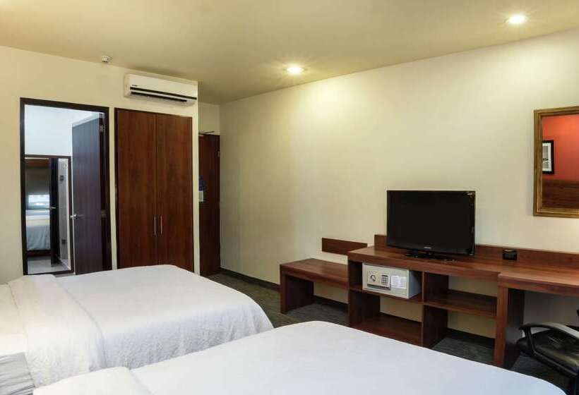 فندق Hampton Inn By Hilton San Juan Del Rio