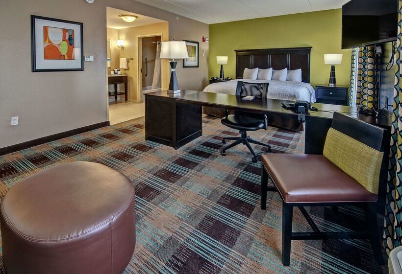 בית מלון כפרי Hampton Inn & Suites Clarksville