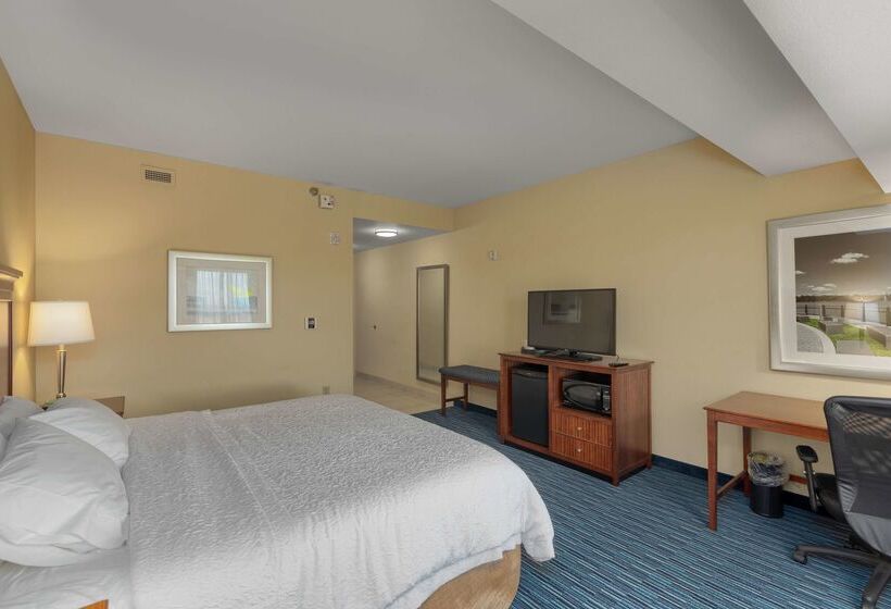 בית מלון כפרי Hampton Inn & Suites Downtown Owensboro/waterfront