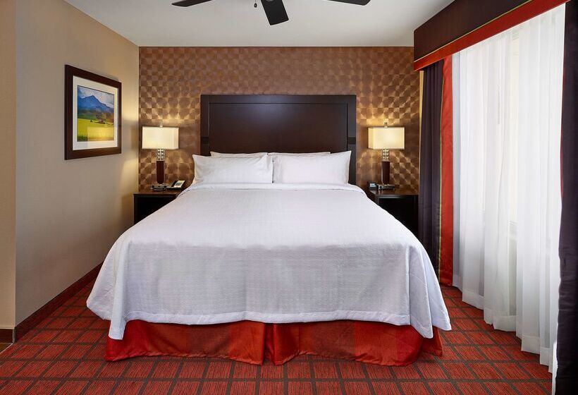 בית מלון כפרי Homewood Suites By Hilton Calgary Airport, Alberta, Canada