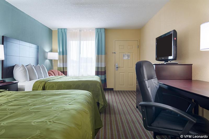 Отель Quality Inn Calhoun North I75