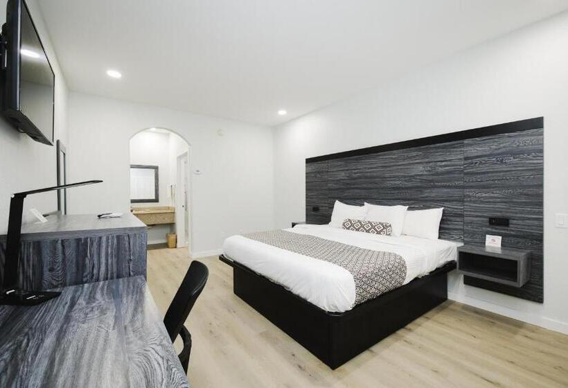 בית מלון כפרי Sapphire Inn And Suites