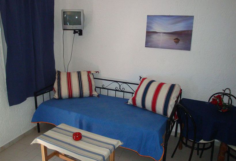 Maria Flora Apartments