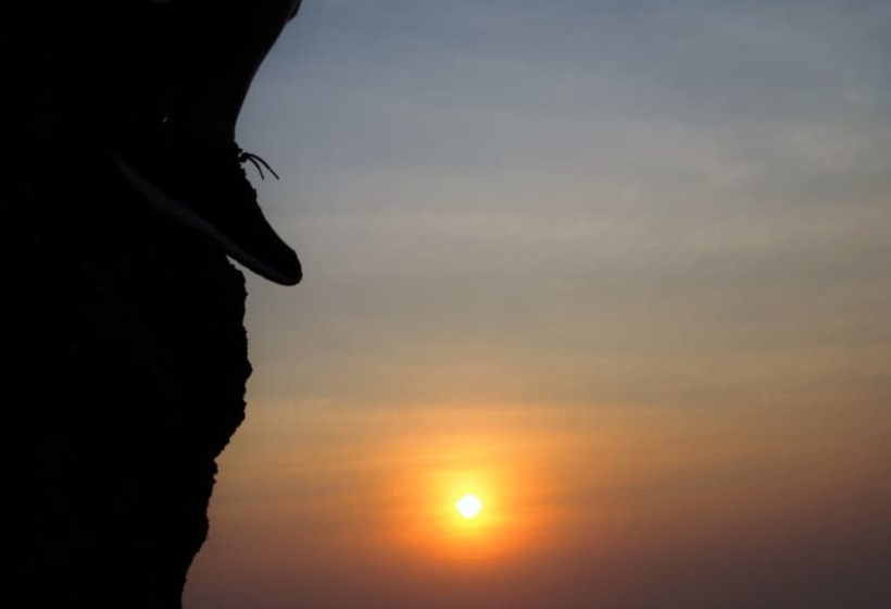 استراحتگاه Koh Munnork Private Island