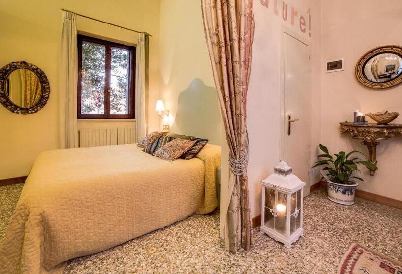 تختخواب و صبحانه Ca' Della Corte