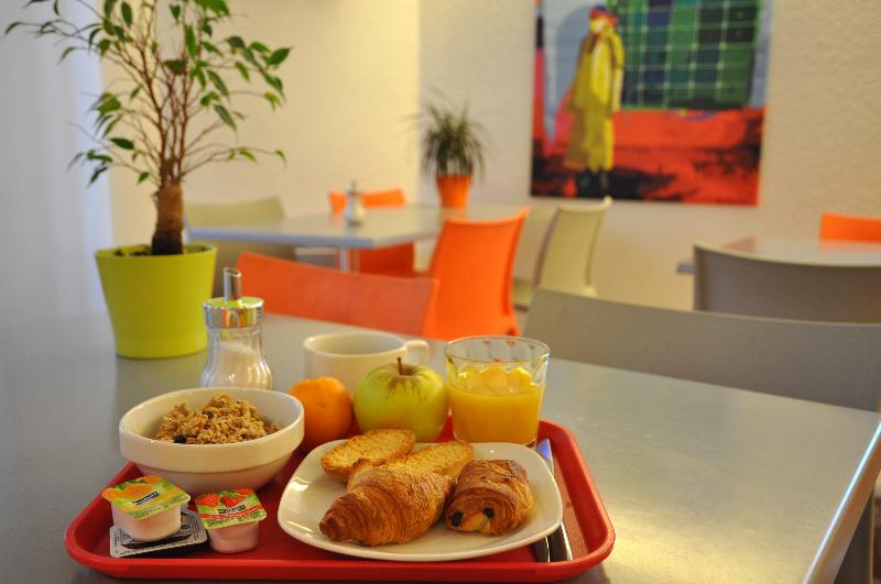 Brit Hotel Caen-est Mondeville