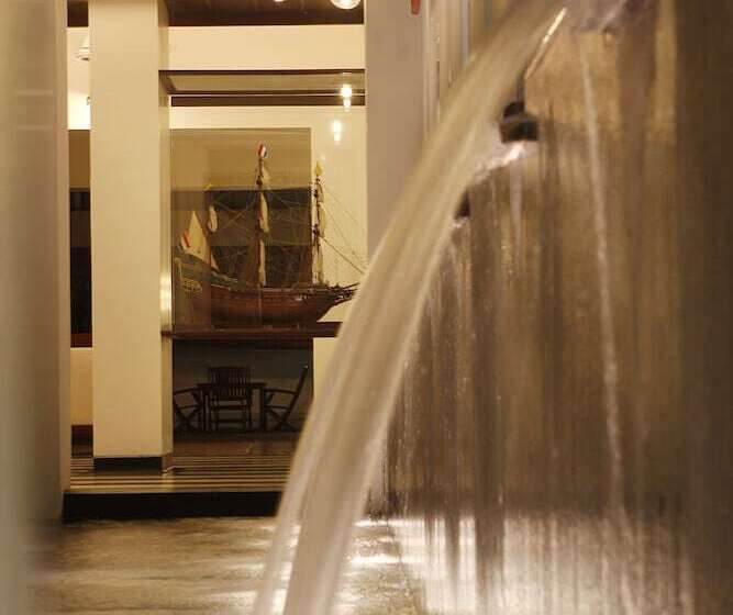 호텔 Eighth Bastion Fort Kochi   A Cgh Earth Experience