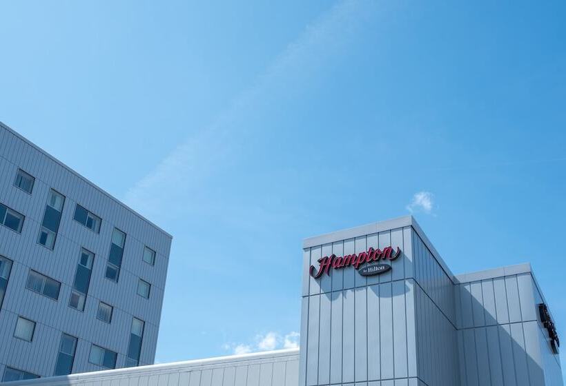 هتل Hampton By Hilton London Gatwick Airport