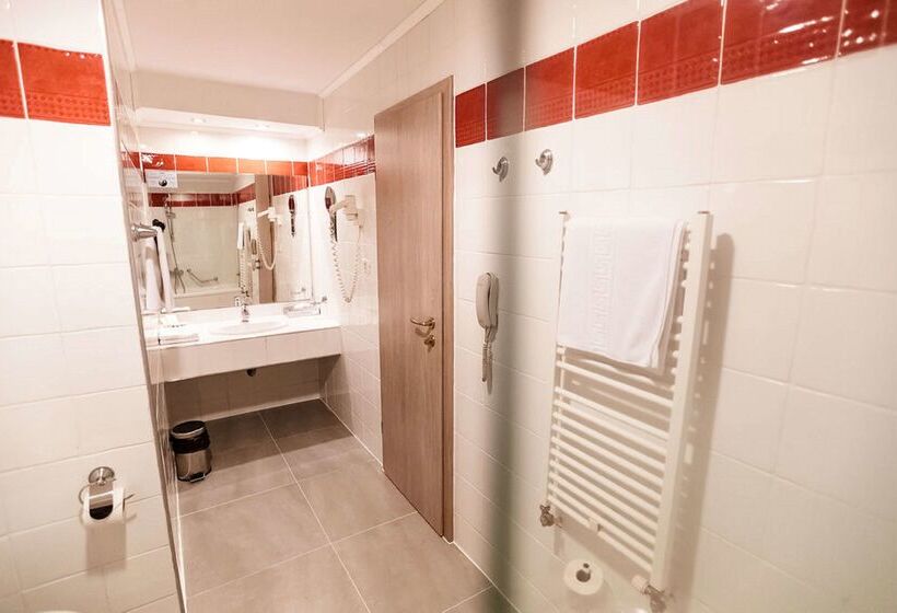 هتل Best Western Plus Lido