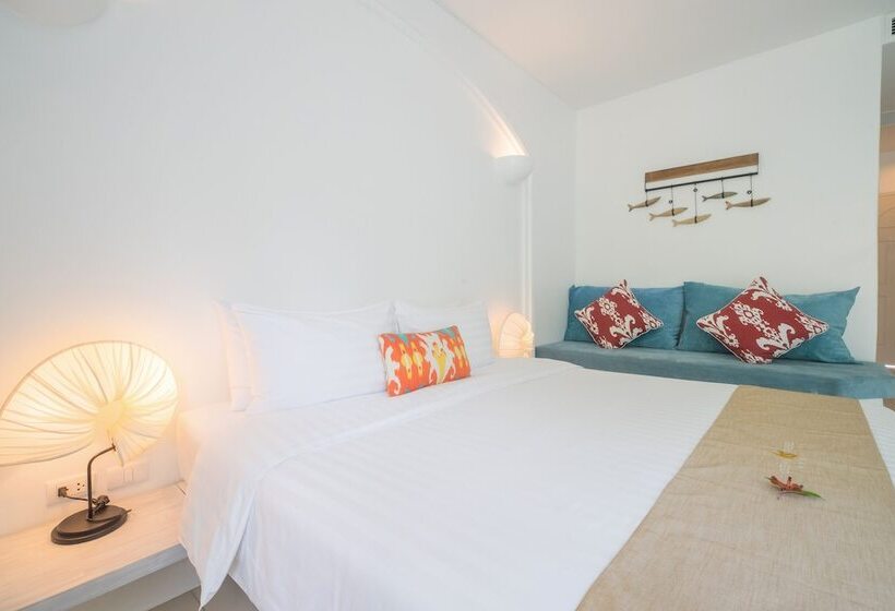 هتل Ocean Breeze Resort Khaolak