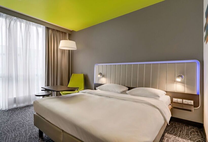 هتل Park Inn By Radisson Pulkovo Airport St. Petersburg