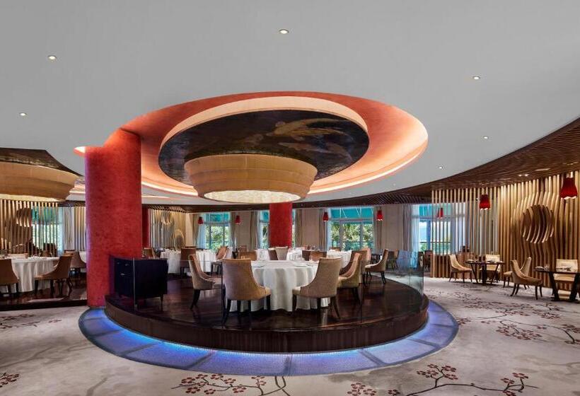 Отель Sheraton Qiandao Lake Resort