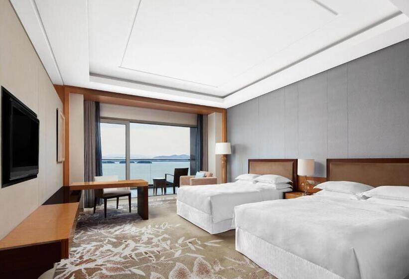 Отель Sheraton Qiandao Lake Resort