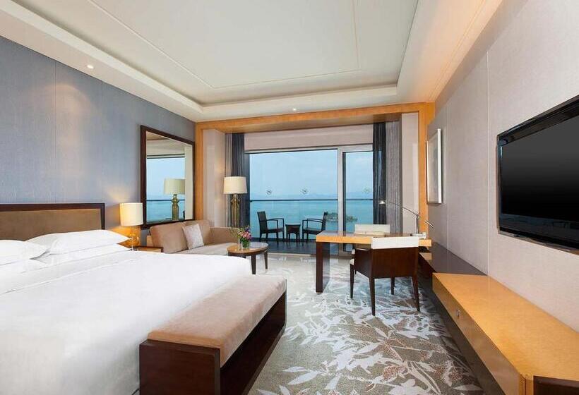 Отель Sheraton Qiandao Lake Resort