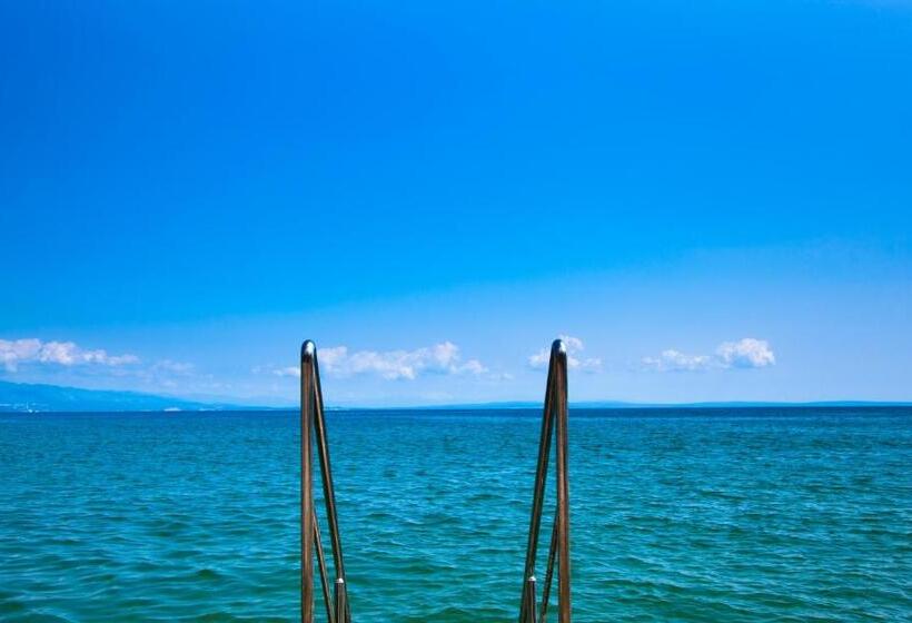 هتل Villa Amalia   Liburnia