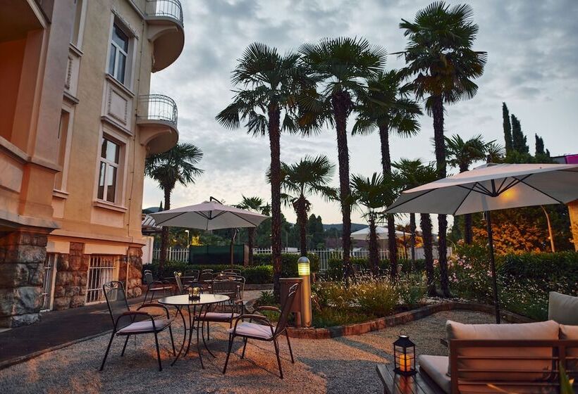 هتل Villa Eugenia