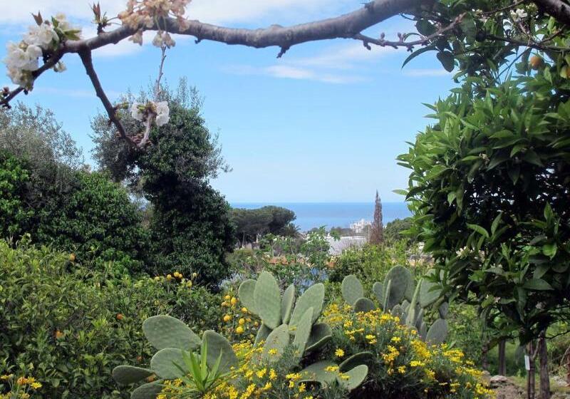 منتجع Aparthotel Villa Marinù