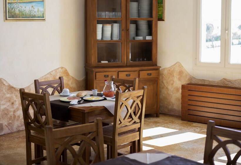 استراحتگاه Residence Portoselvaggio