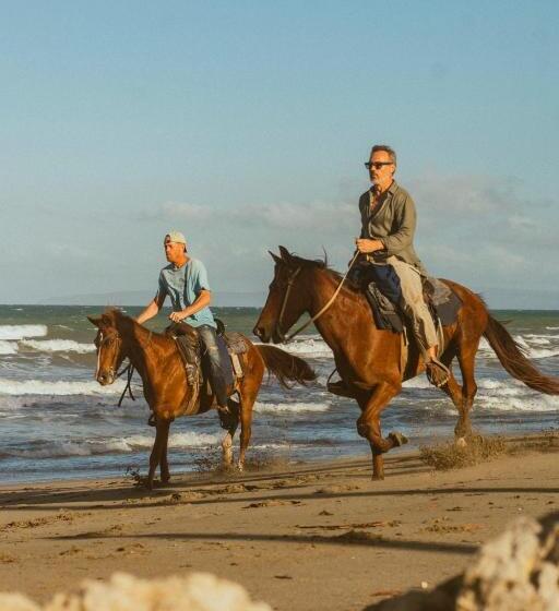 בית מלון כפרי Las Canas Beach Retreat