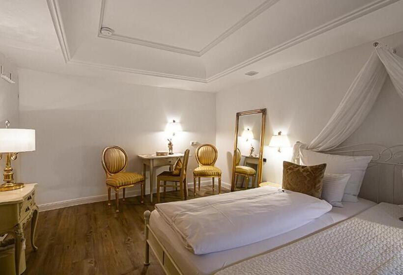 Balthazar Iphofen, Ohne Frühstück, Nähe Knauf Gips Kg Und Connekt, No Waste, Nachhaltig, Familiär, N