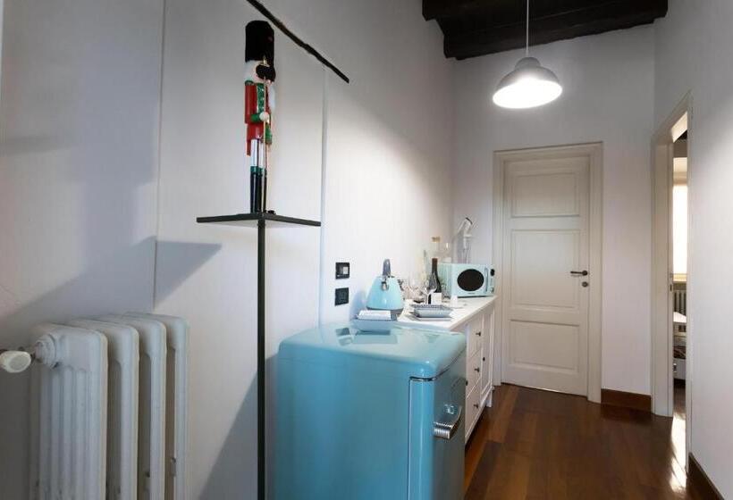 مبيت وإفطار Lo Schiaccianoci Bed&breakfast De Charme