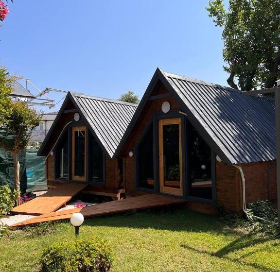 تختخواب و صبحانه Palma Rosa