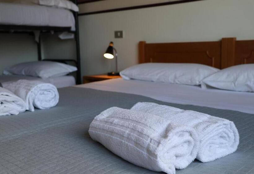مبيت وإفطار Ostello E Camere Private Prima Luce Foresteria