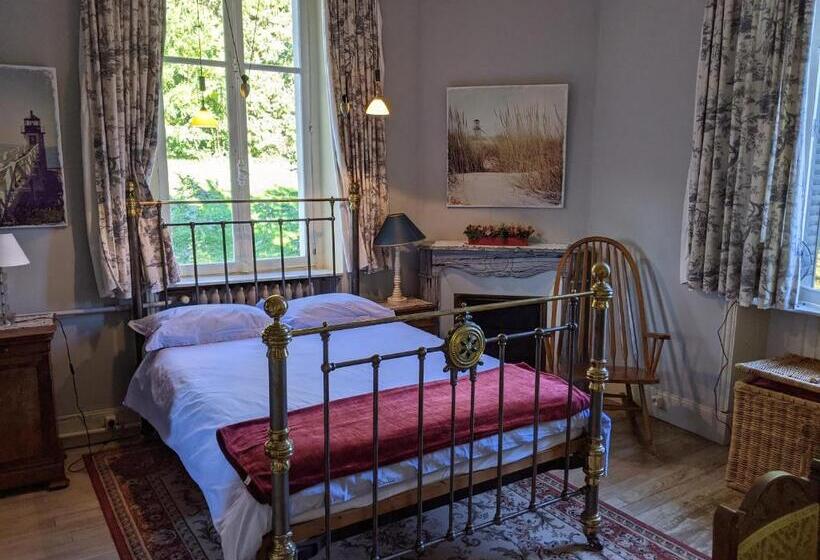مبيت وإفطار Strawberry Hill