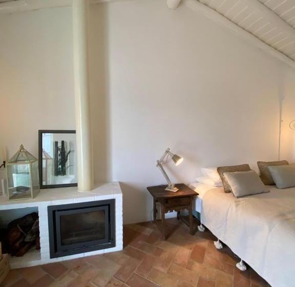 پانسیون Herdade De Alagães