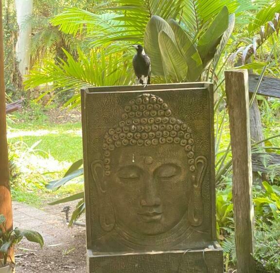 膳宿费 The Wake Up Call Accommodation & Retreats   Noosa Hinterland