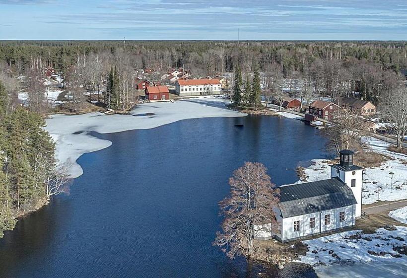 تختخواب و صبحانه Lugnet I Oslättfors